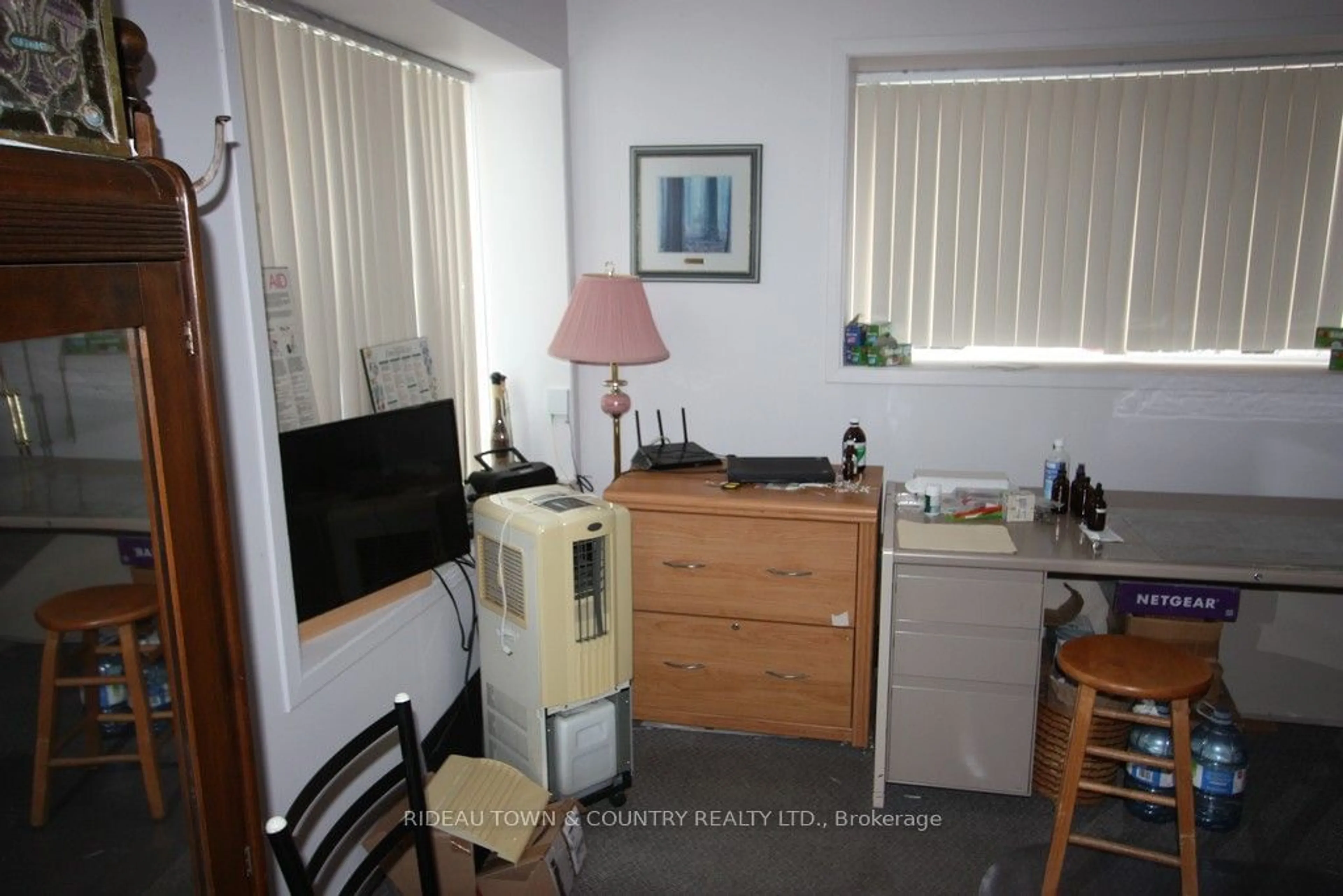 A pic of a room for 8 Main St, Rideau Lakes Ontario K0G 1E0