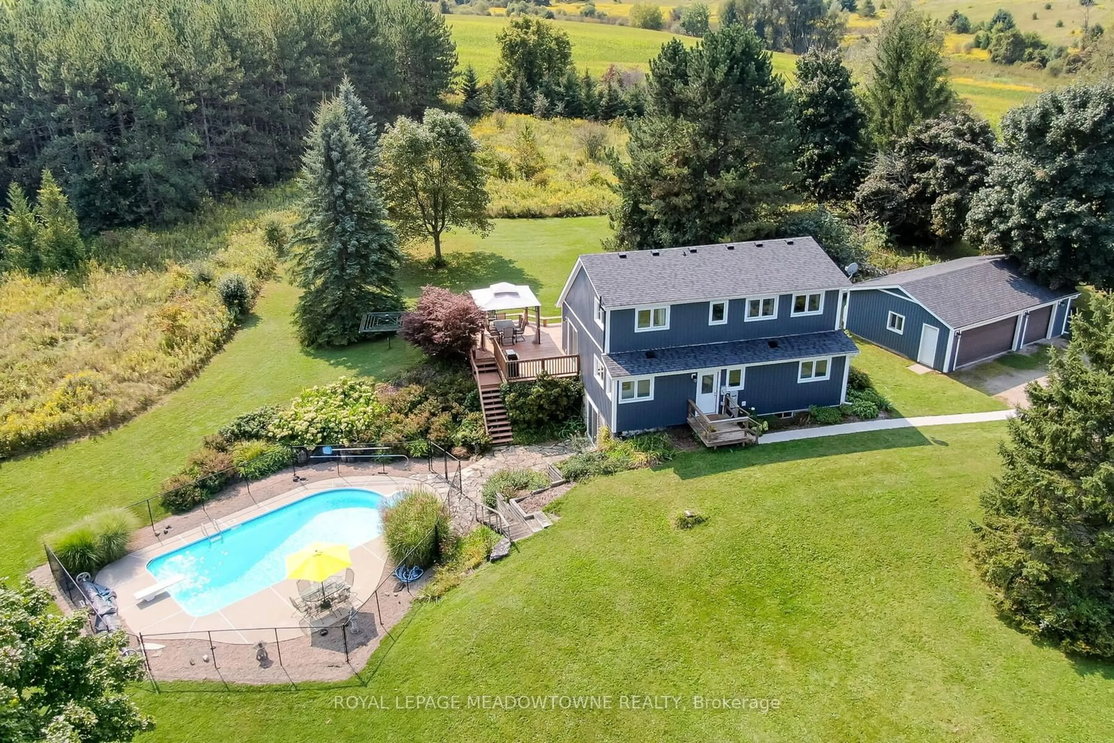 A pic from outside/outdoor area/front of a property/back of a property/a pic from drone, water/lake/river/ocean view for 9433 Sideroad 10, Erin Ontario N0B 1T0