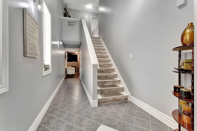 Additional property image - 100 Stone Church Rd