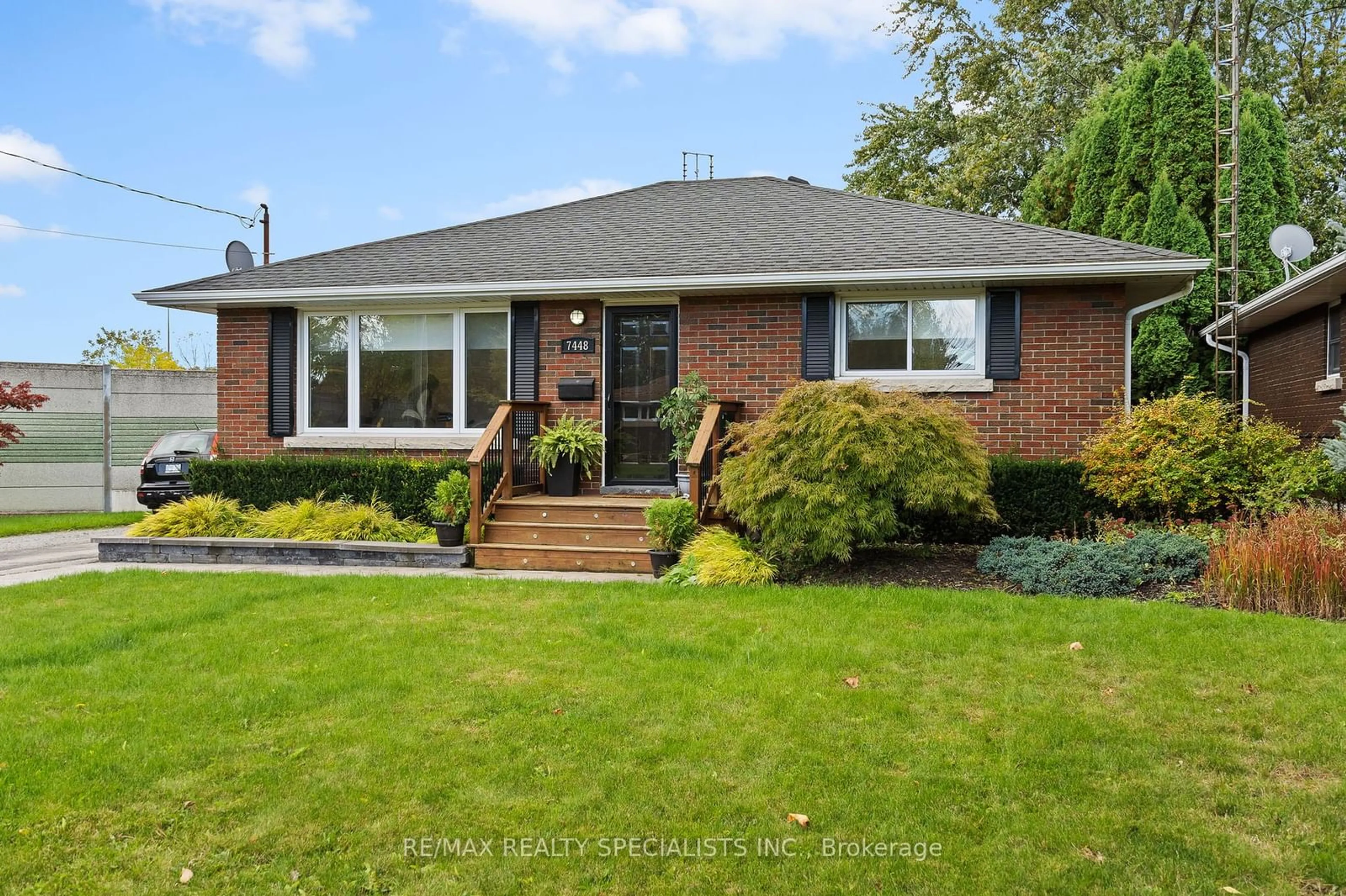 Home with brick exterior material, street for 7448 Wanless St, Niagara Falls Ontario L2H 1C9