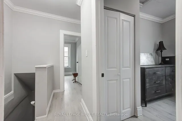Additional property image - 218 Catharine St