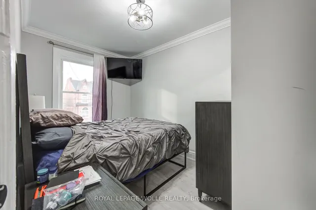 Additional property image - 218 Catharine St