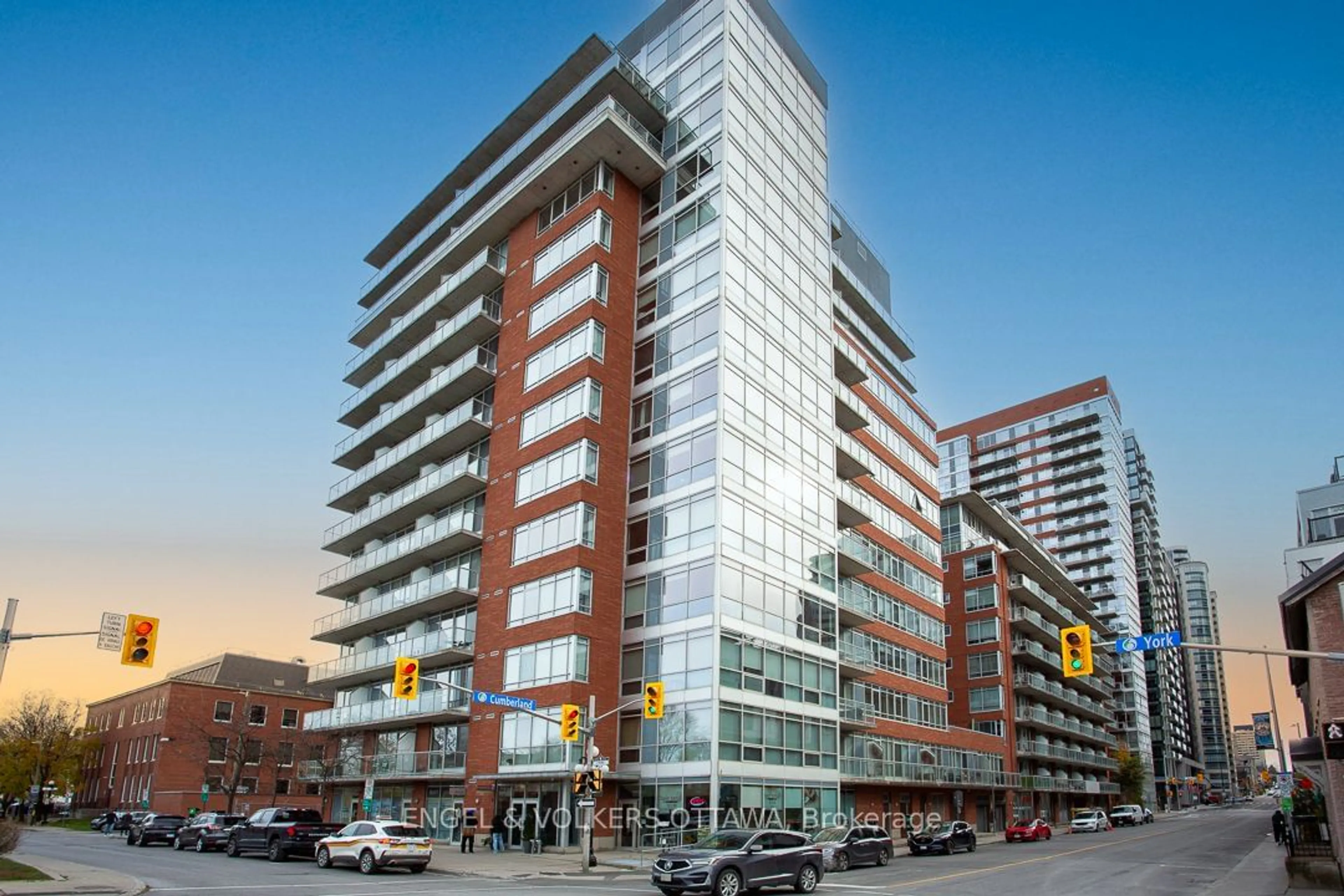 Unknown for 180 YORK St #301, Lower Town - Sandy Hill Ontario K1N 8W4