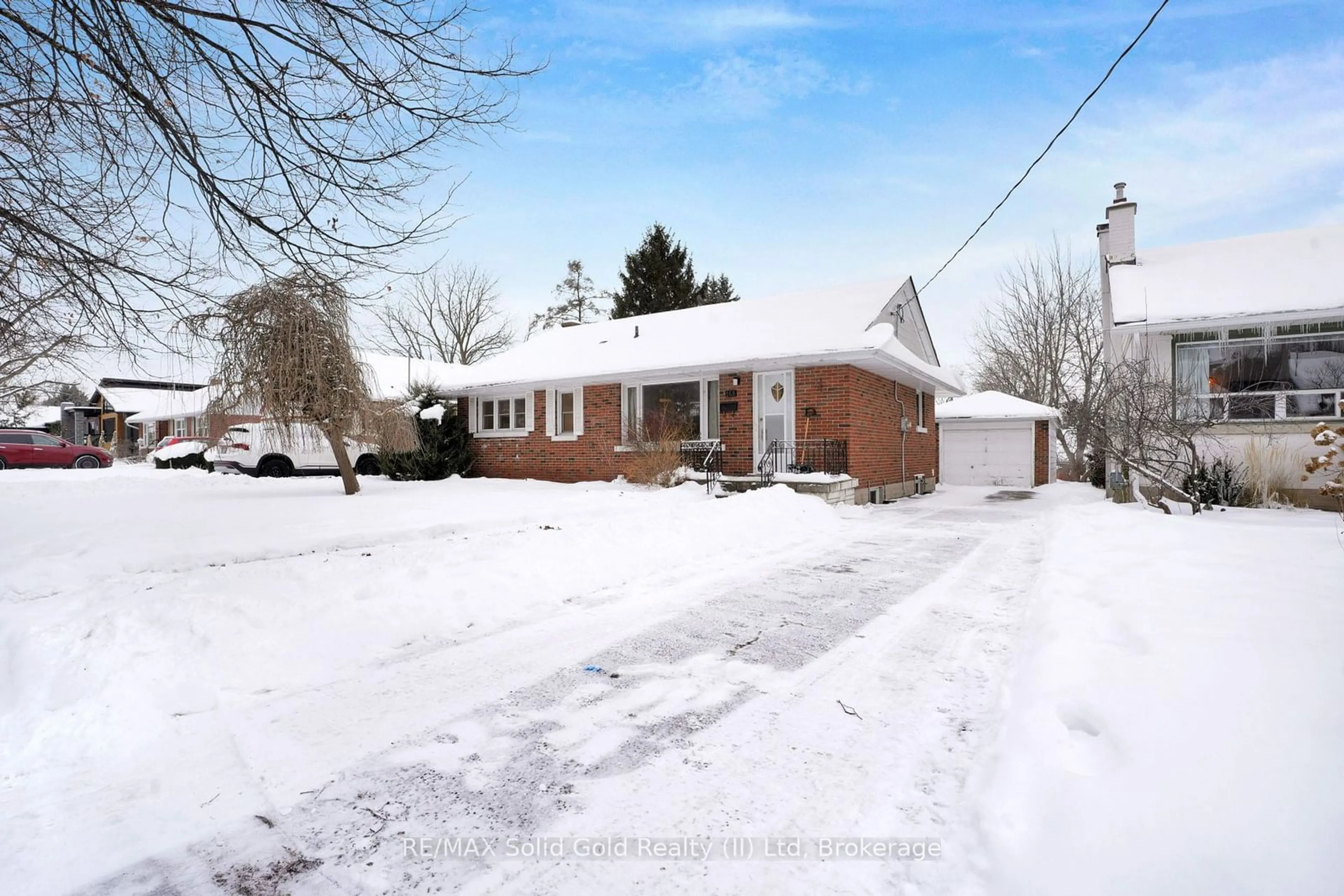 Home with brick exterior material, street for 168 Bristol St, Waterloo Ontario N2J 1H1