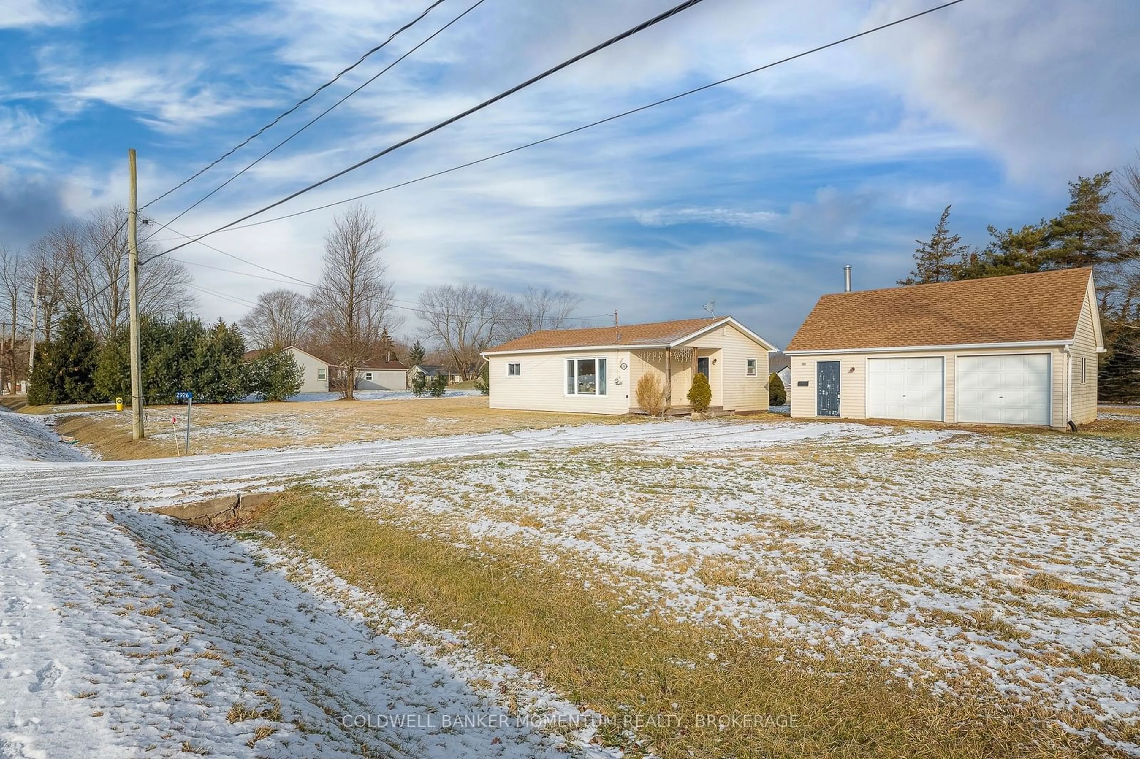 A pic from outside/outdoor area/front of a property/back of a property/a pic from drone, street for 2926 Nigh Rd, Fort Erie Ontario L0S 1N0