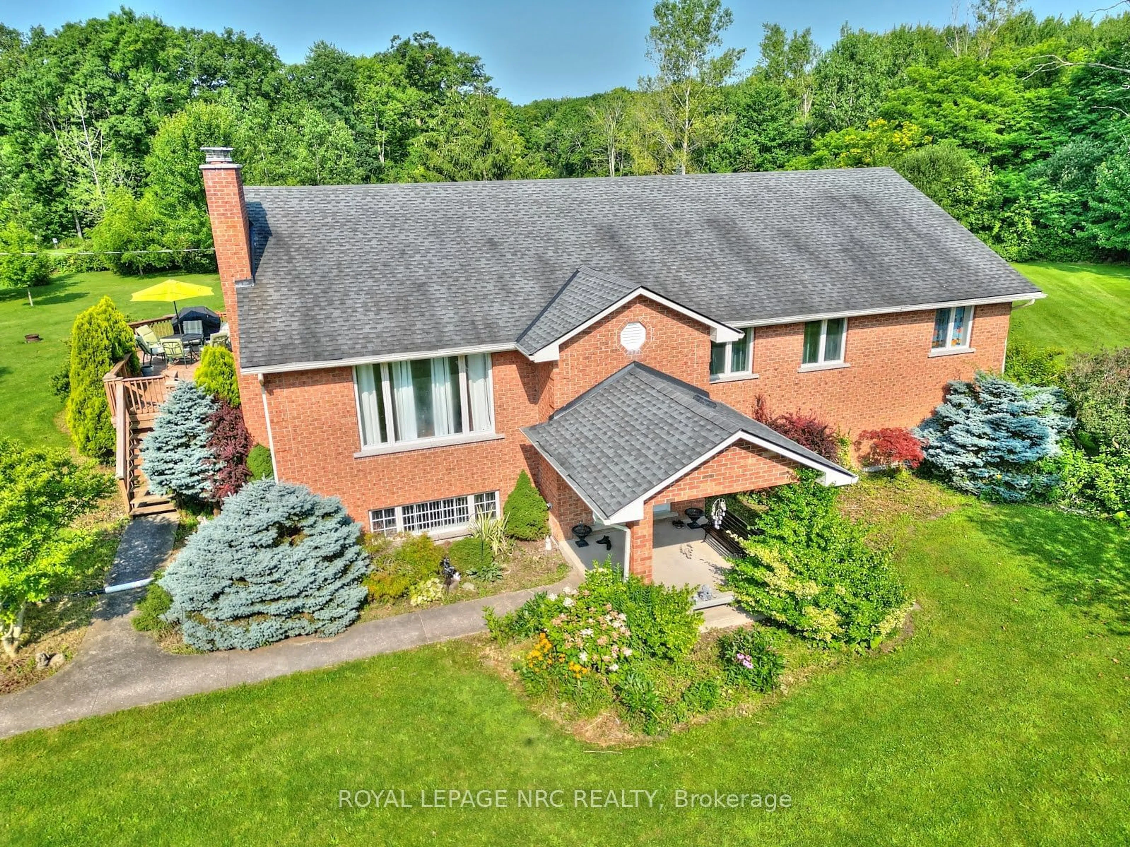 A pic from outside/outdoor area/front of a property/back of a property/a pic from drone, unknown for 51250 TUNNACLIFFE Rd, Wainfleet Ontario L3B 5N6