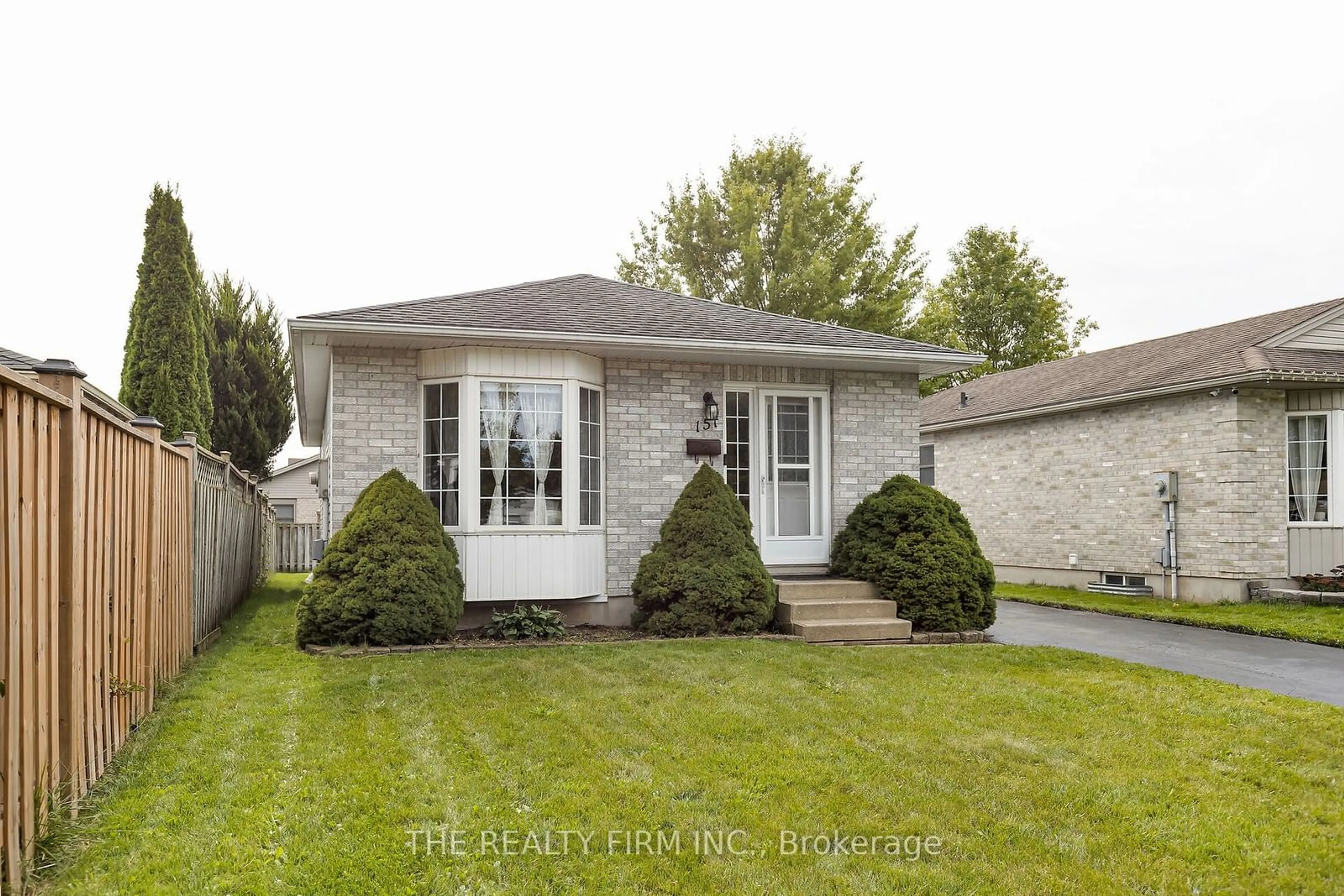 Home with vinyl exterior material, street for 151 Pochard Crt, London Ontario N5W 5Z3