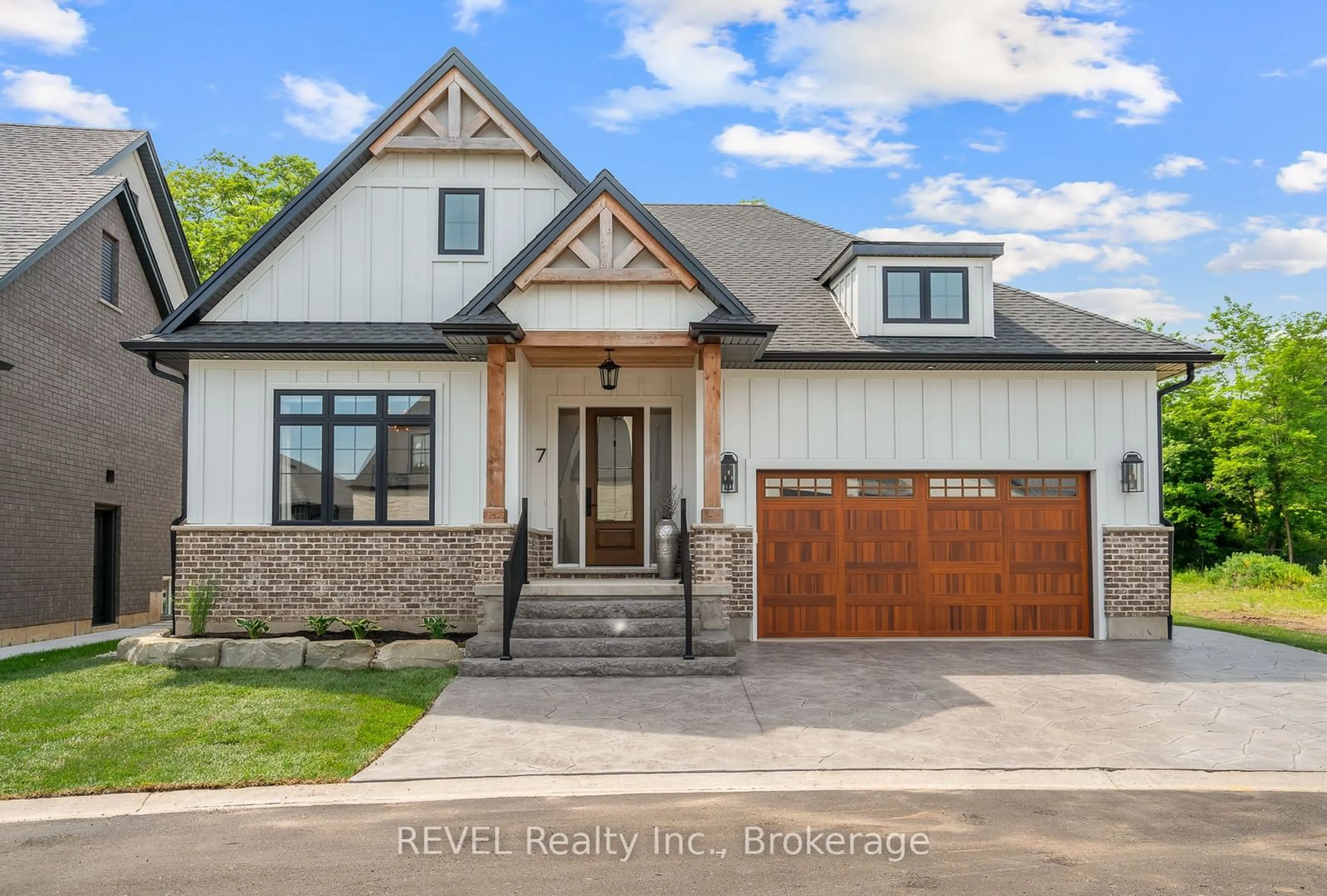 Home with brick exterior material, street for 7 Fedorkow Lane, Niagara-on-the-Lake Ontario L0S 1J1