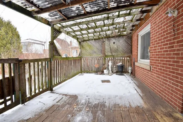 Additional property image - 160 Rosedale Ave