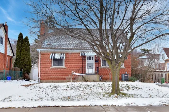 Additional property image - 160 Rosedale Ave
