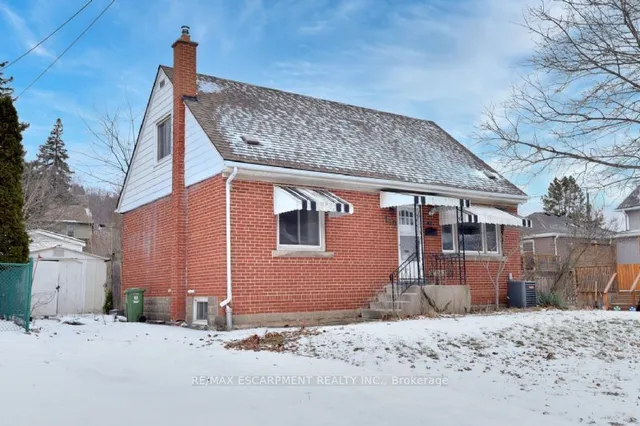 Additional property image - 160 Rosedale Ave