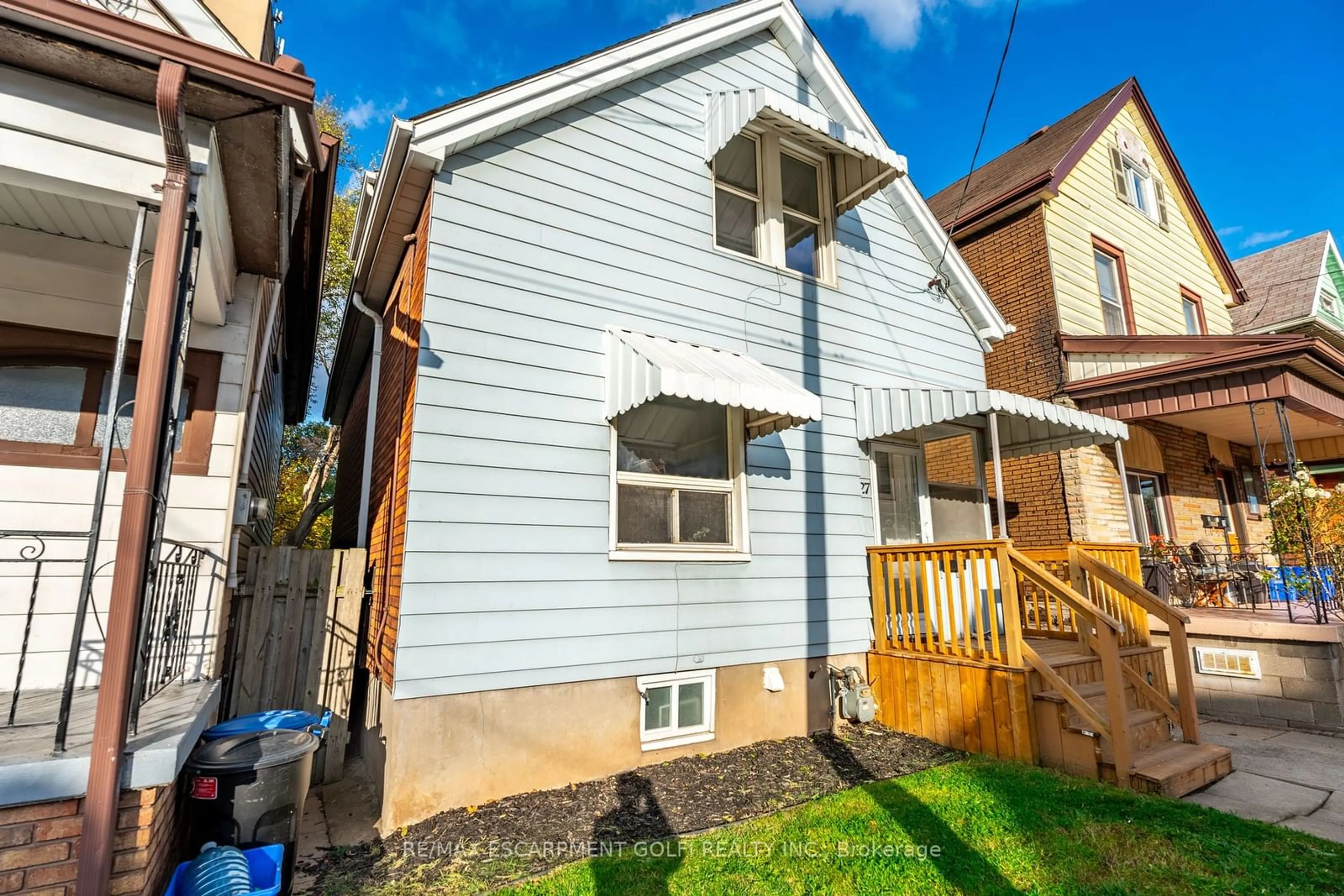 Unknown for 27 Harvey St, Hamilton Ontario L8L 2L9