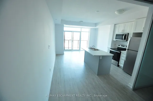 Additional property image - 450 Dundas St Unit 319
