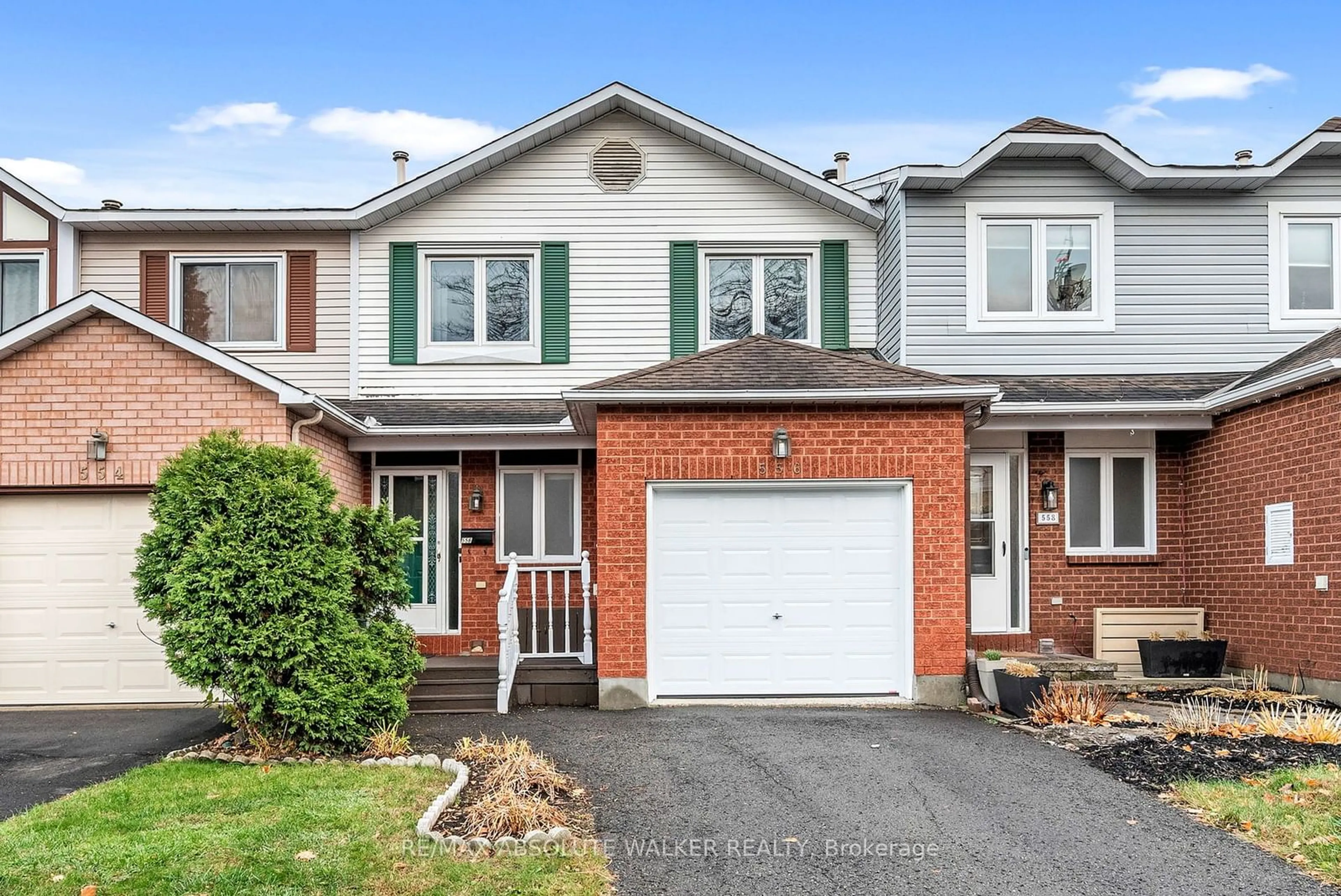 Home with brick exterior material, street for 556 LATOUR Cres, Orleans - Cumberland and Area Ontario K4A 1N6