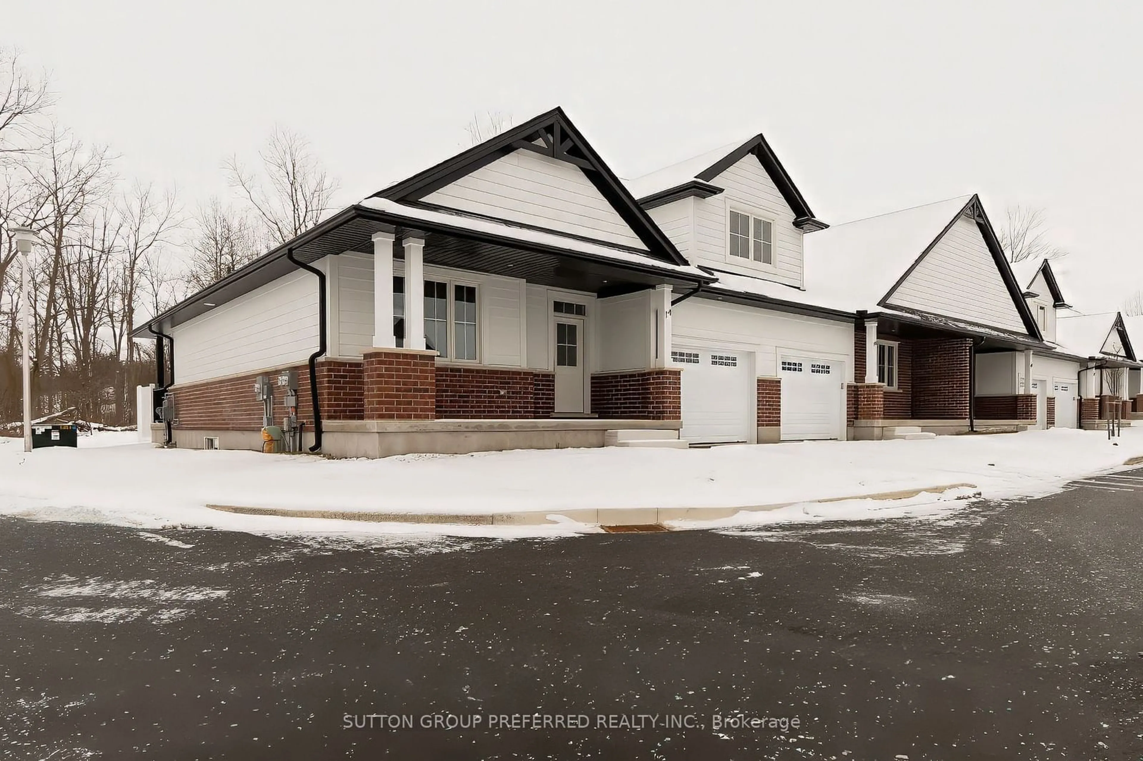 Home with brick exterior material, street for 175 GLENGARIFF Dr #14, Southwold Ontario N5P 0G1