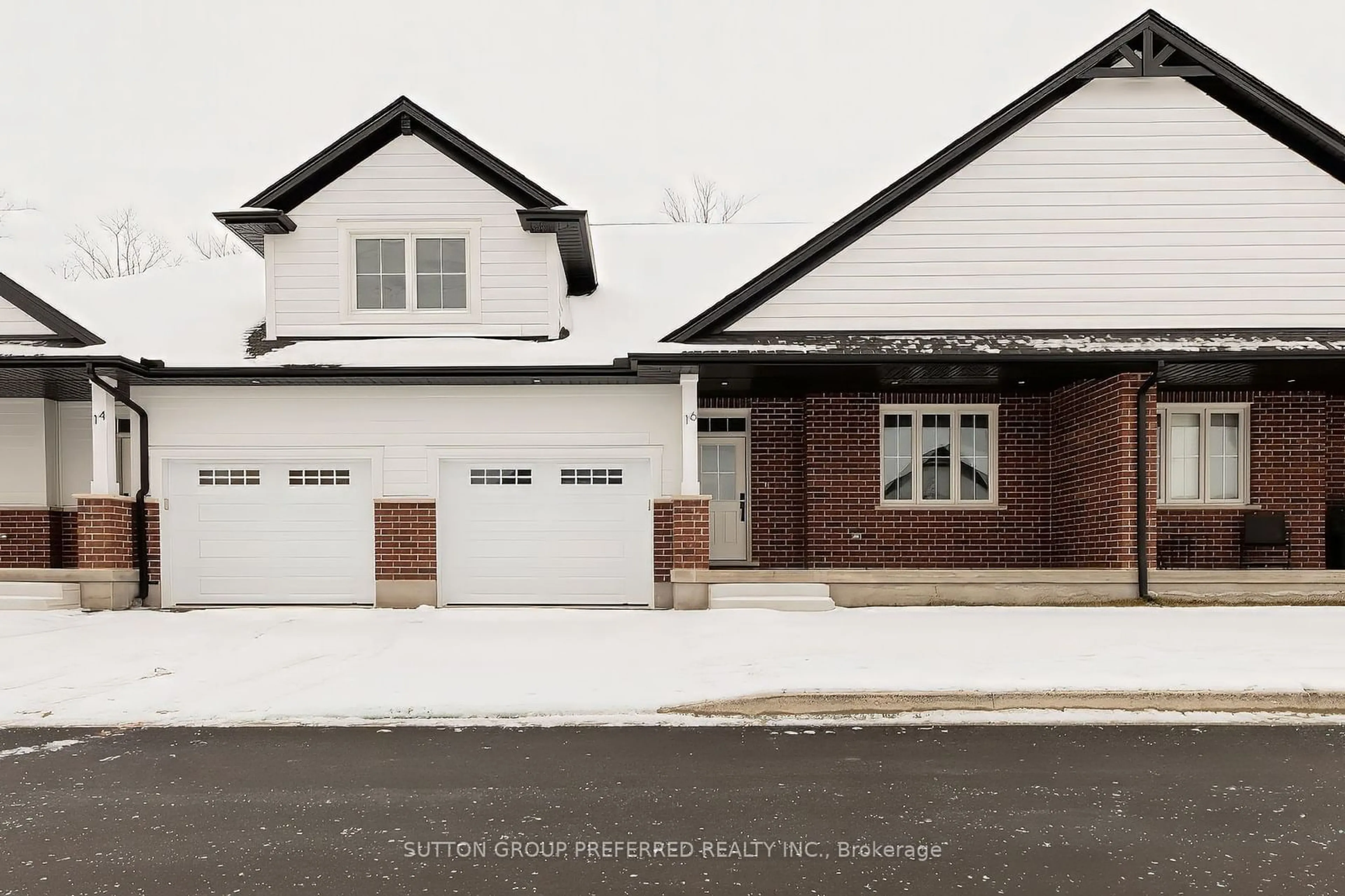 Home with brick exterior material, street for 175 GLENGARIFF Dr #16, Southwold Ontario N5P 0G1