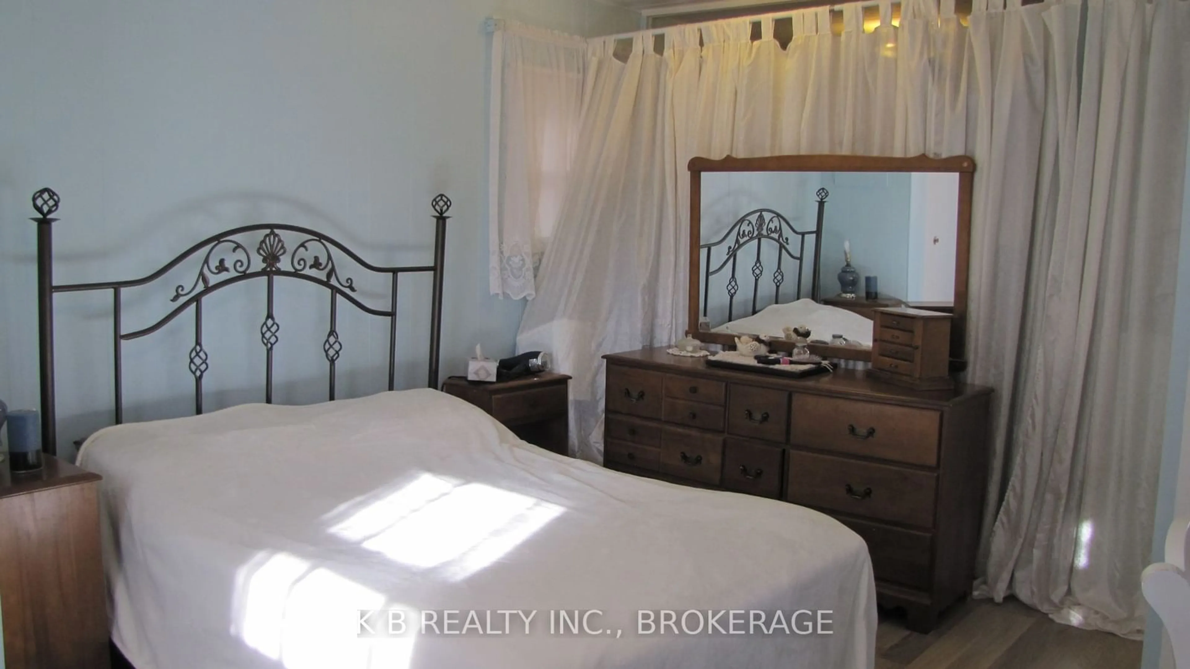 Bedroom with bed, unknown for 6 Wentworth Dr, Kingston Ontario K7K 5C9