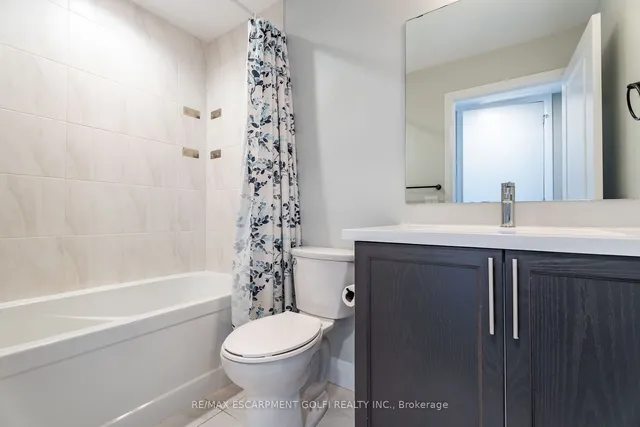 Additional image 17 of 1 Redfern Ave Unit 329