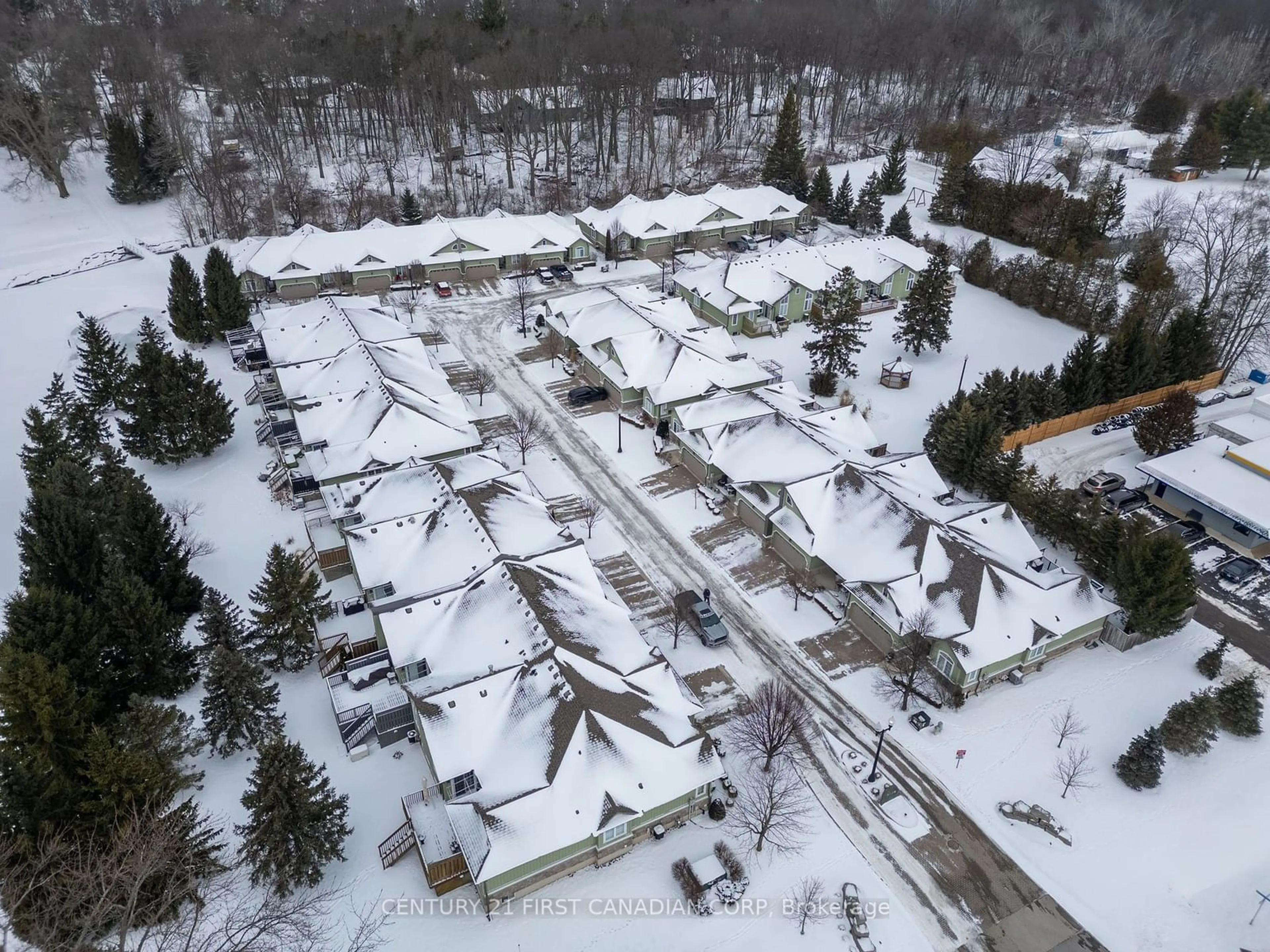 A pic from outside/outdoor area/front of a property/back of a property/a pic from drone, street for 14 Oakwood Links Lane, Lambton Shores Ontario N0M 1T0