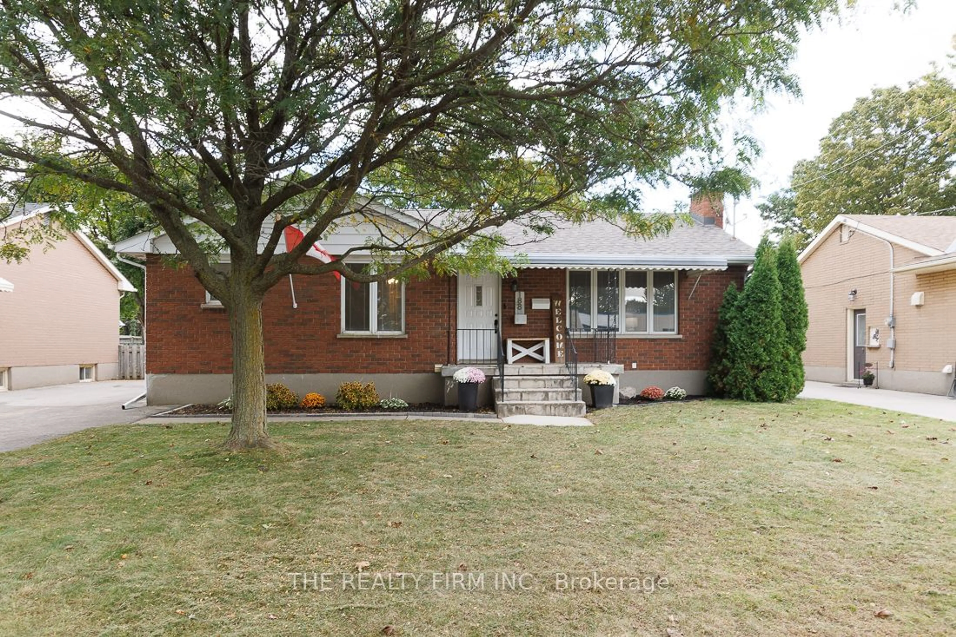 Home with brick exterior material, street for 188 Dawn Dr, London Ontario N5W 4X1