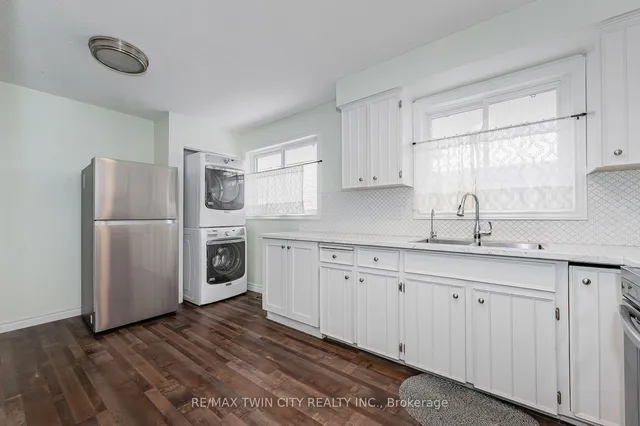 Additional property image - 16 Overlea Cres