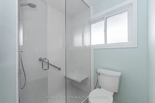 Additional property image - 16 Overlea Cres