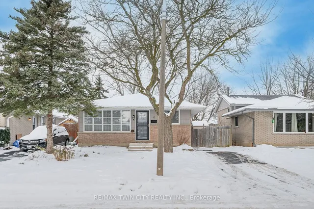 Additional property image - 16 Overlea Cres