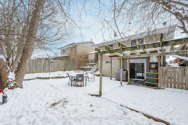 Additional property image - 16 Overlea Cres