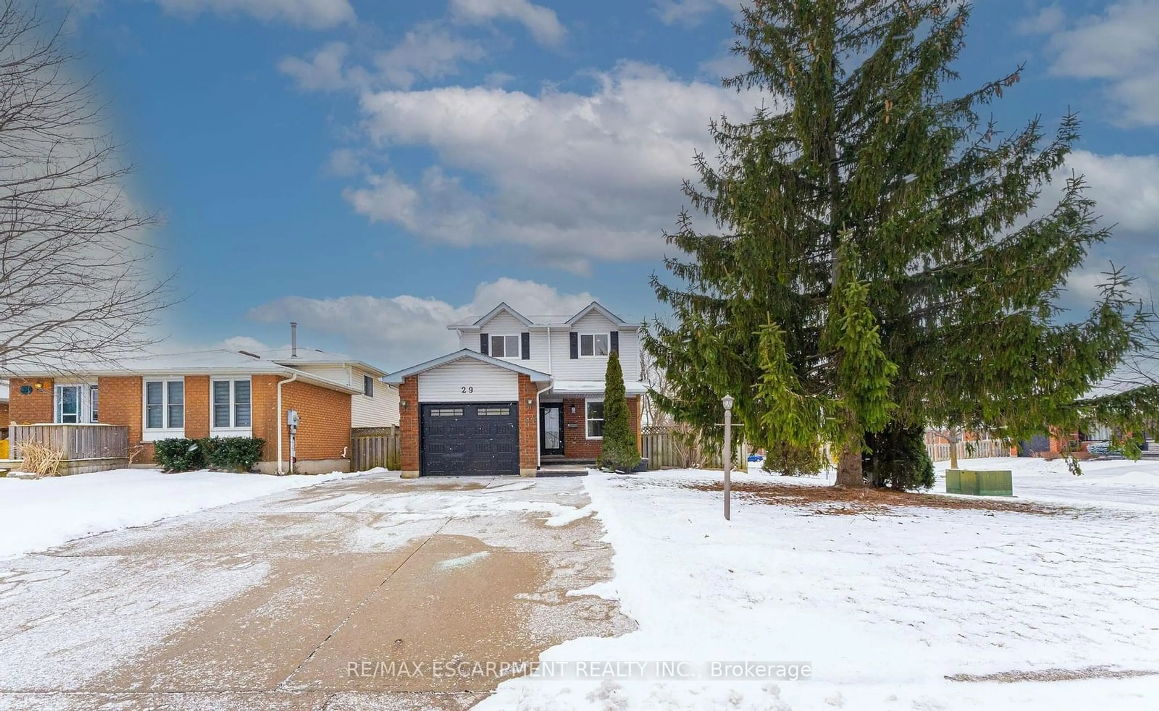 Unknown for 29 Featherwood Cres, Hamilton Ontario L8J 3P6