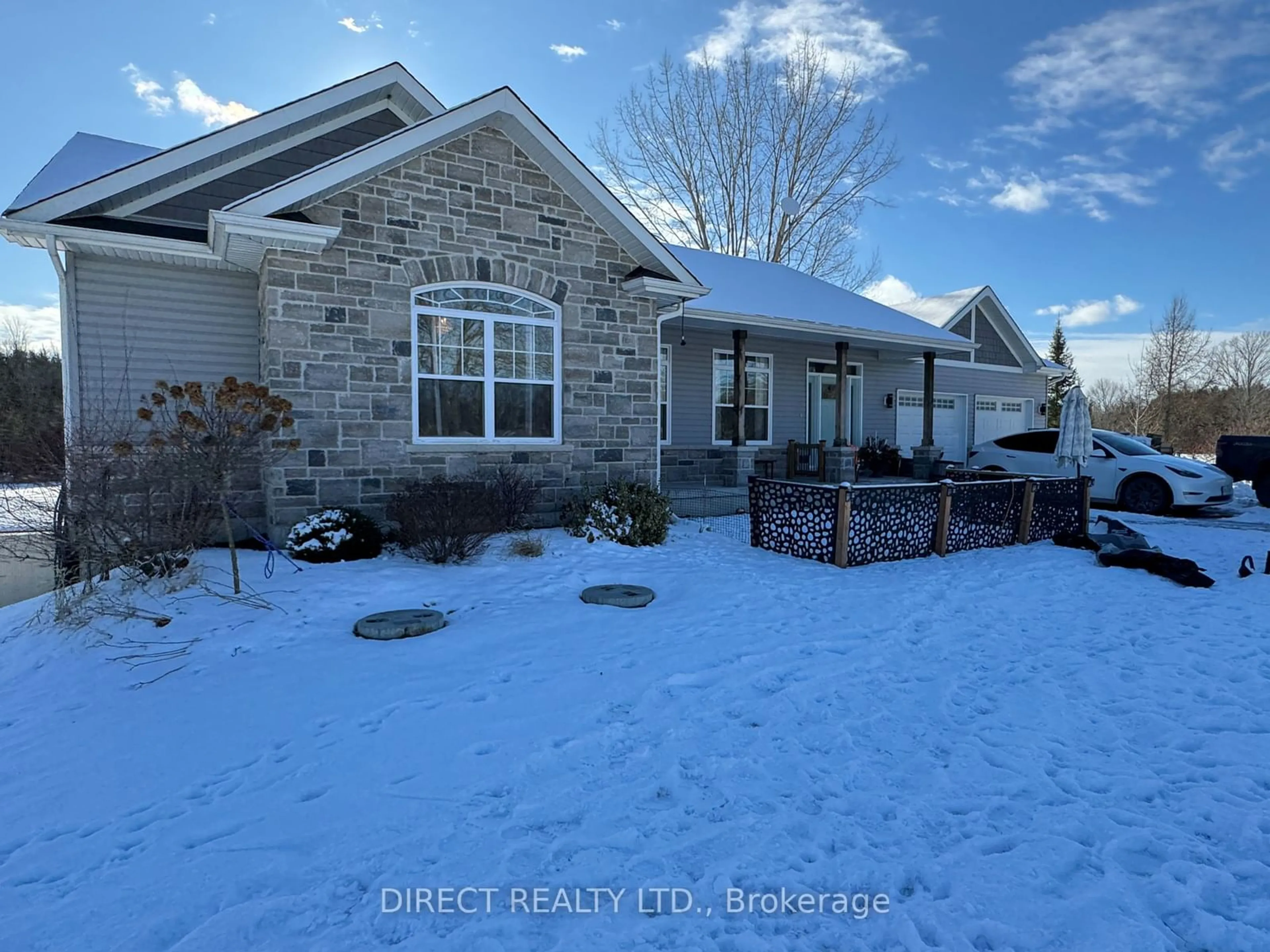 A pic from outside/outdoor area/front of a property/back of a property/a pic from drone, street for 544 Shannon Rd, Tyendinaga Ontario K0K 2V0