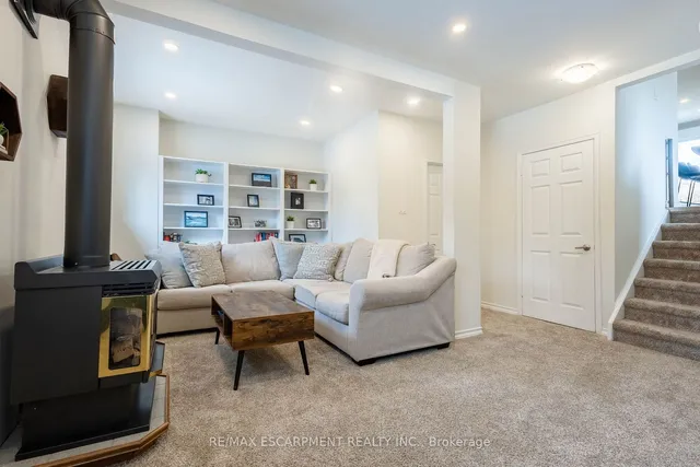 Additional property image - 72 Athenia Dr