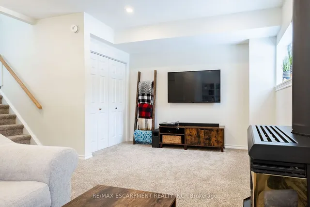 Additional property image - 72 Athenia Dr