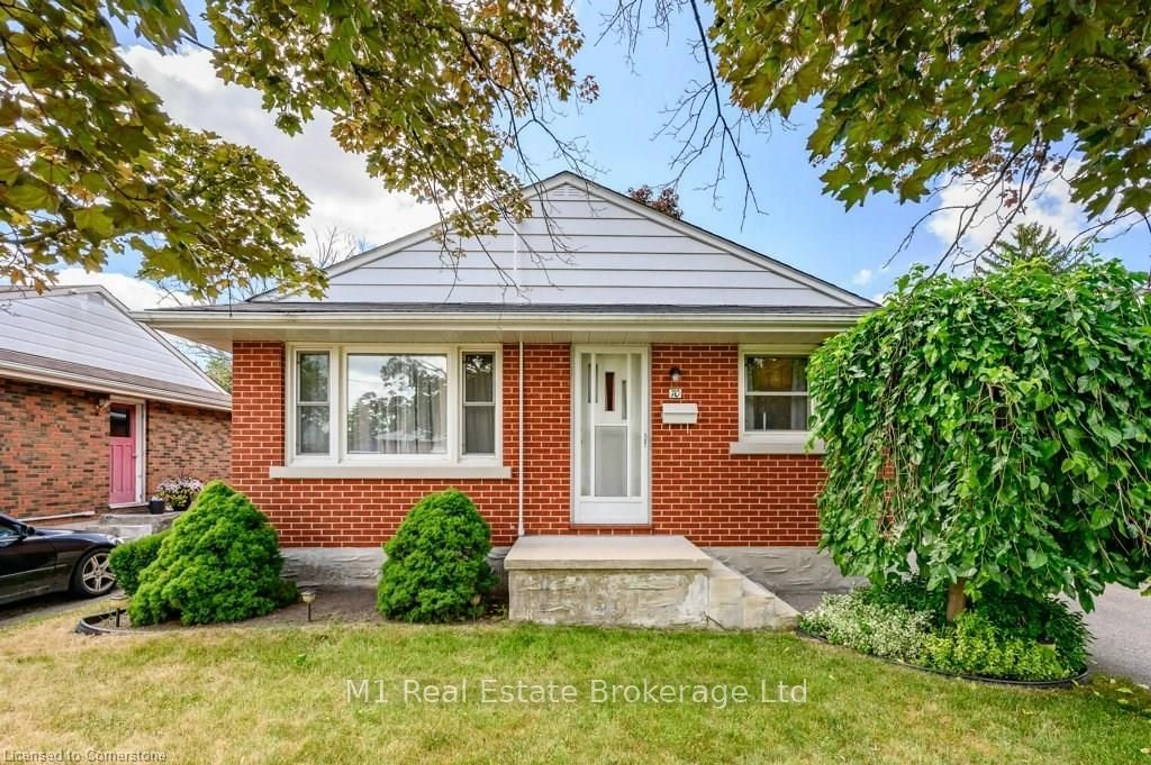 Home with brick exterior material, street for 70 Dudhope Ave, Cambridge Ontario N1R 4T7