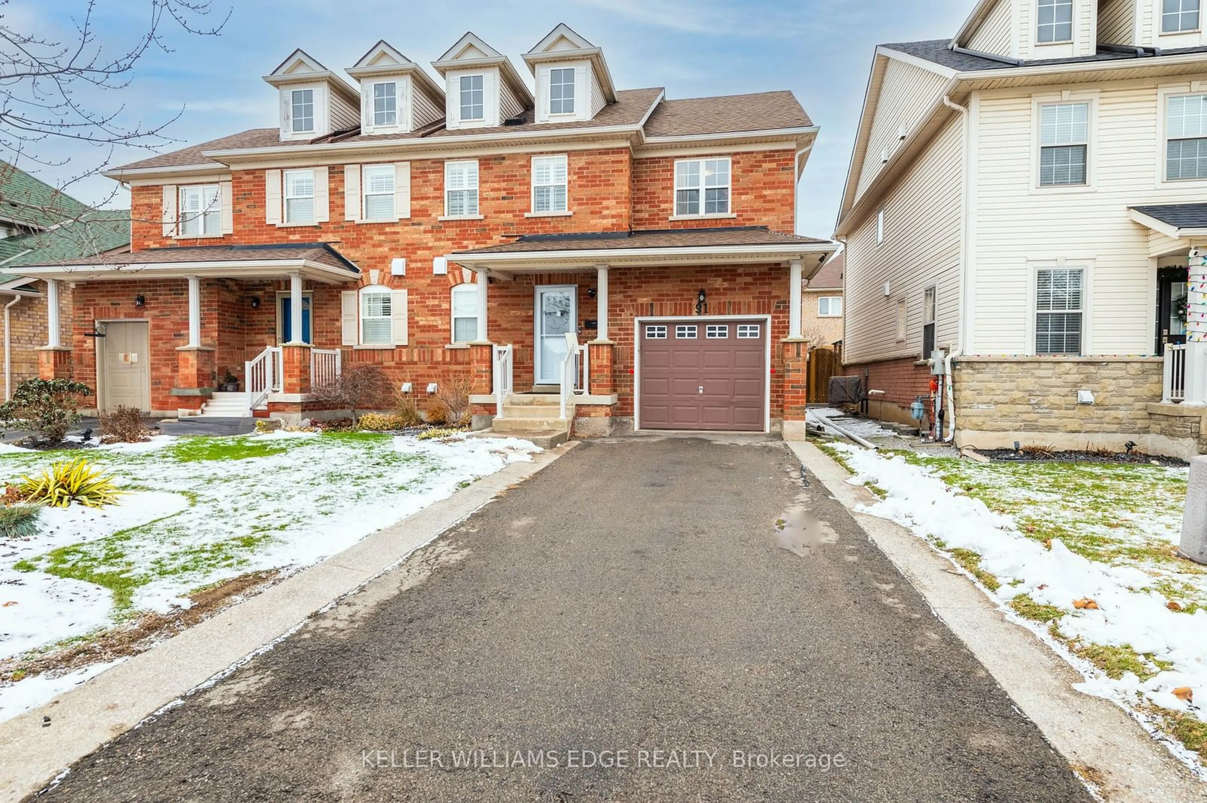 Home with brick exterior material, street for 91 Young Cres, Niagara-on-the-Lake Ontario L0S 1J0