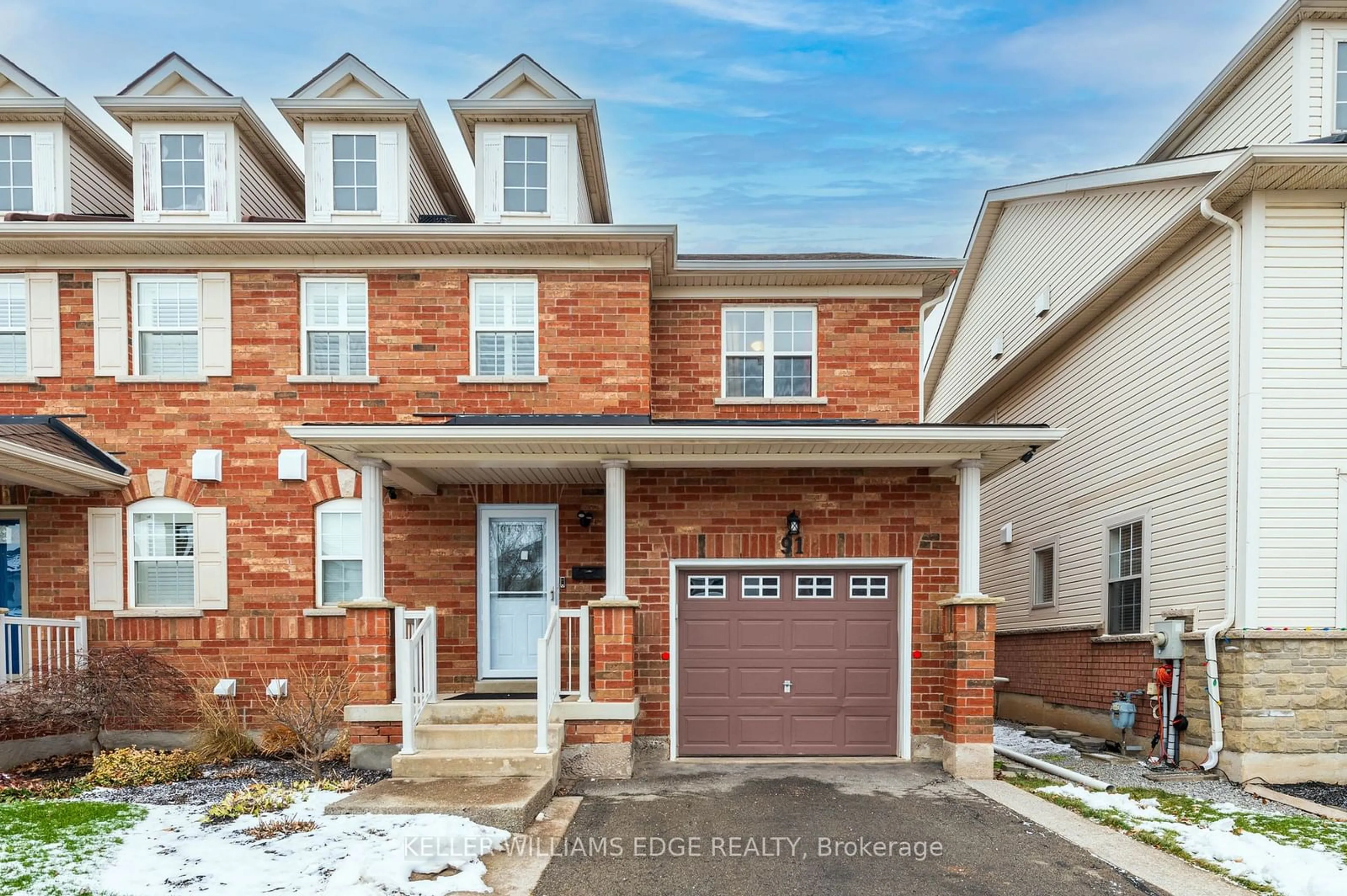 Home with brick exterior material, street for 91 Young Cres, Niagara-on-the-Lake Ontario L0S 1J0