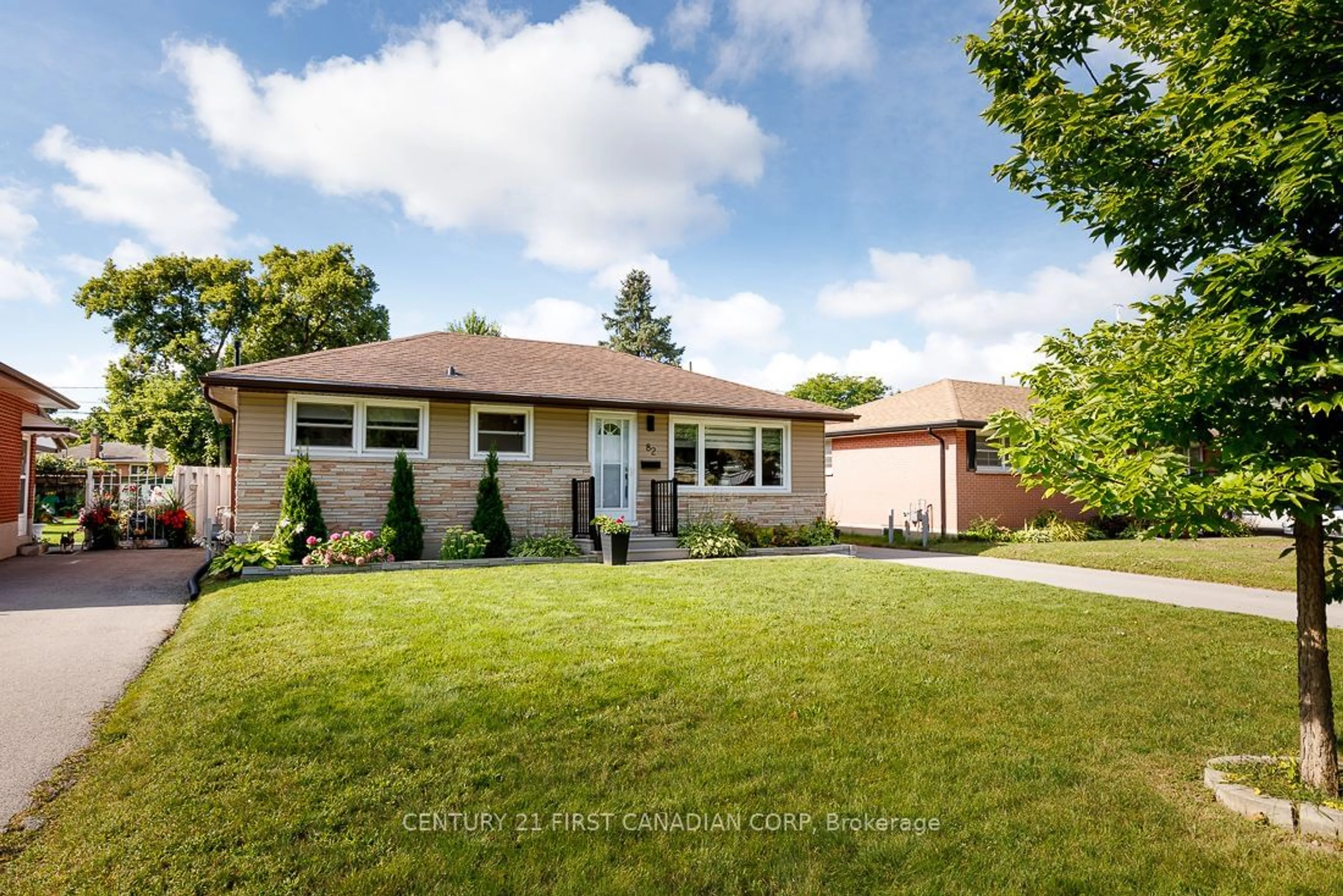 Home with brick exterior material, street for 82 Queenston Cres, London Ontario N5W 1N6