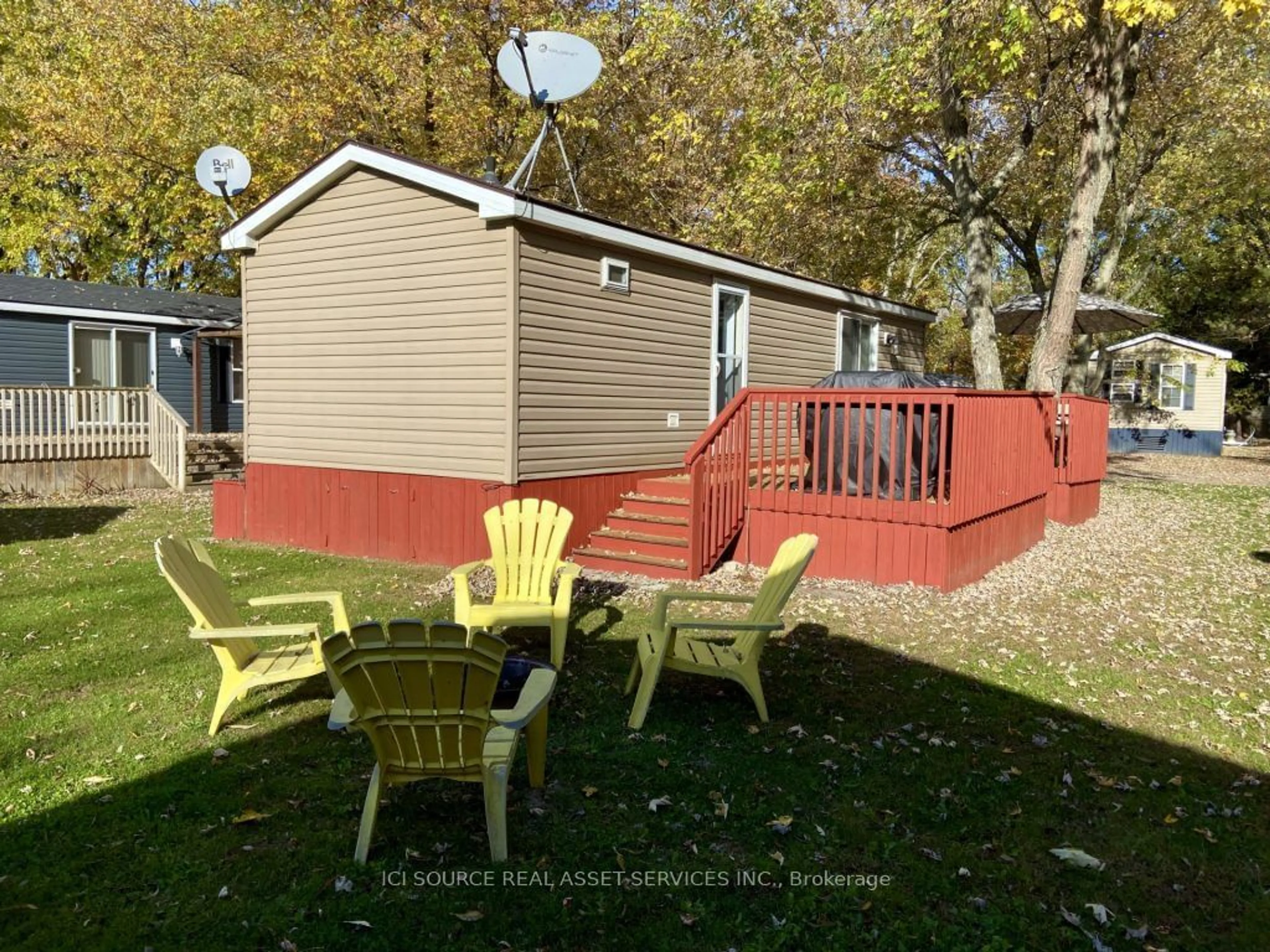 Patio, street for 486 County Rd 18 #PML004, Prince Edward County Ontario K0K 1P0