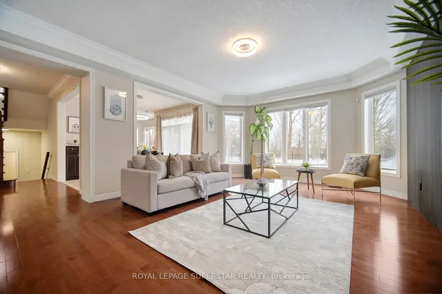 Additional property image - 220 EDGEWATER Cres