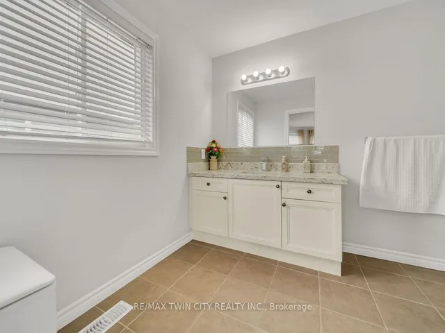 Additional property image - 46 Woodbine Ave