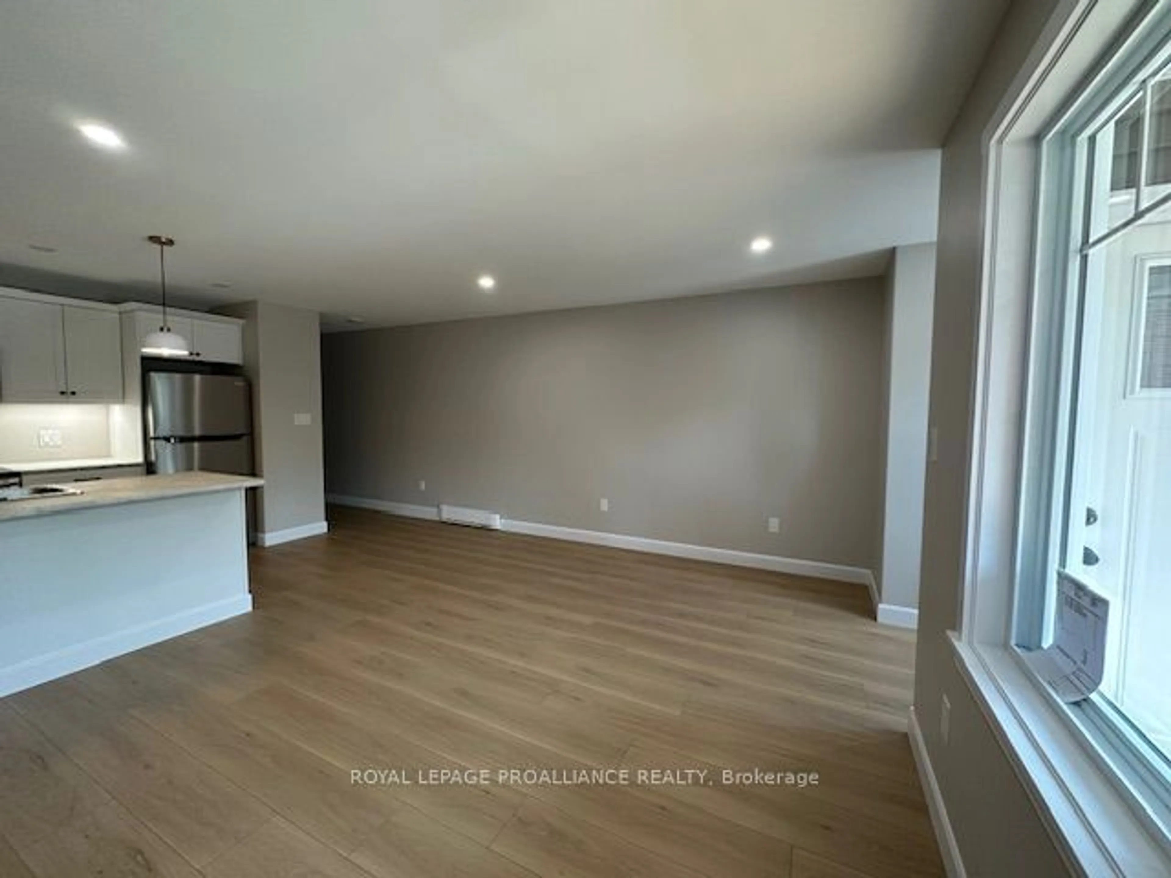 A pic of a room for 83 BRIDGE St, Belleville Ontario K8P 1J4