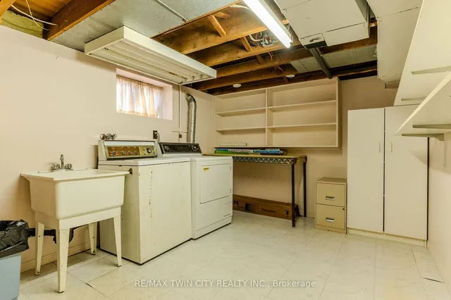Additional property image - 547 Roxborough Ave
