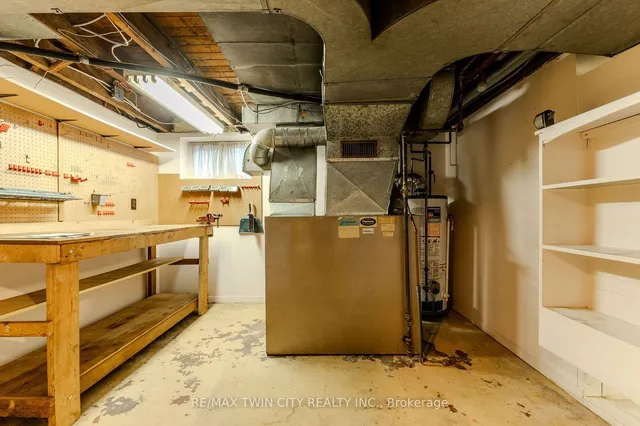 Additional property image - 547 Roxborough Ave