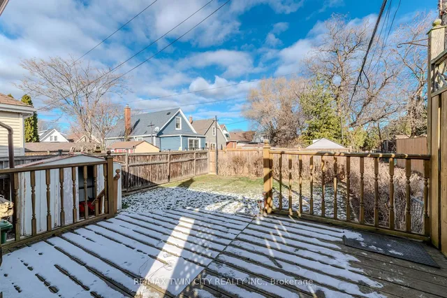 Additional property image - 547 Roxborough Ave