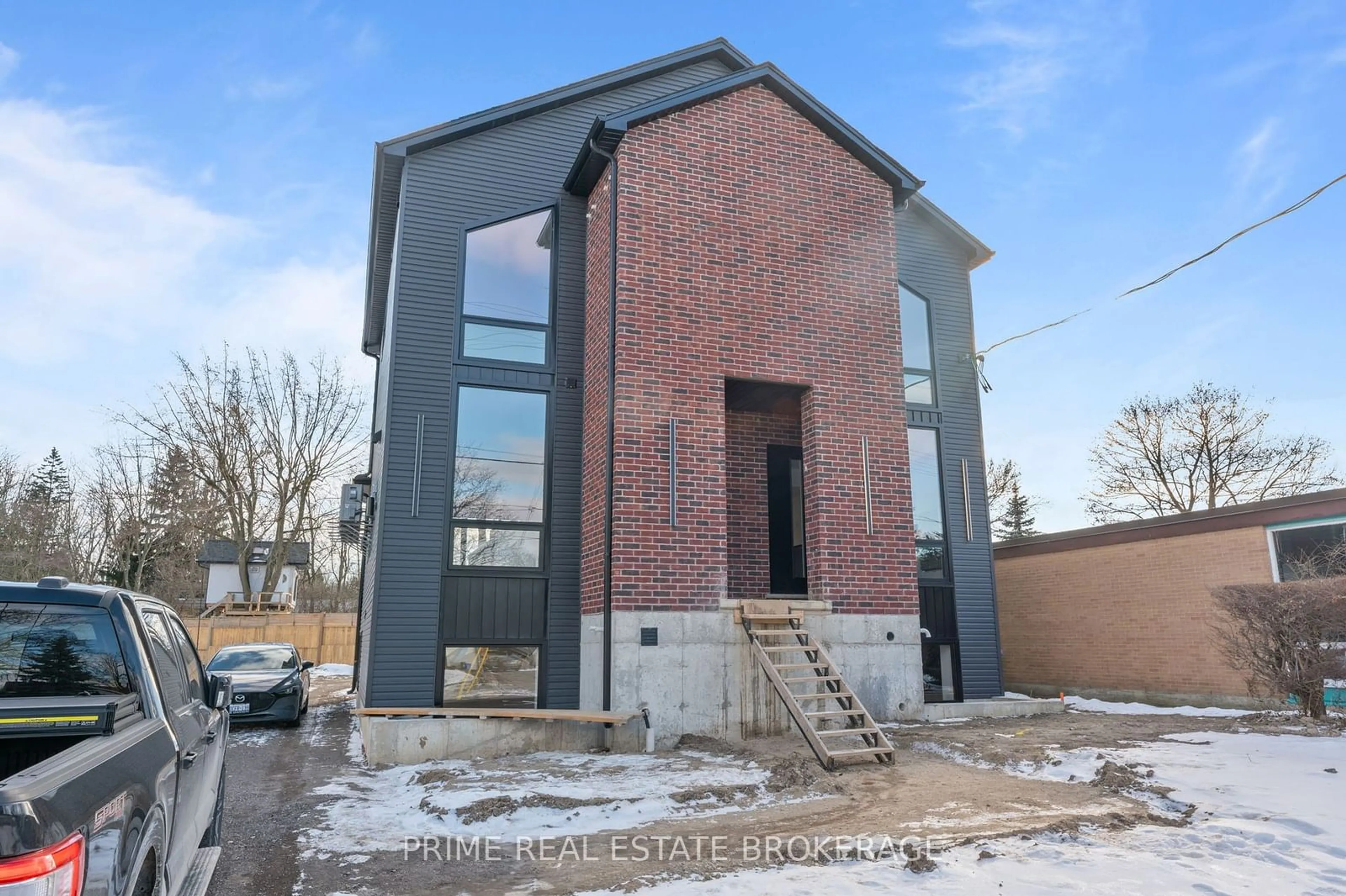 Home with brick exterior material, building for 417 Baseline Rd, London Ontario N6C 2P5