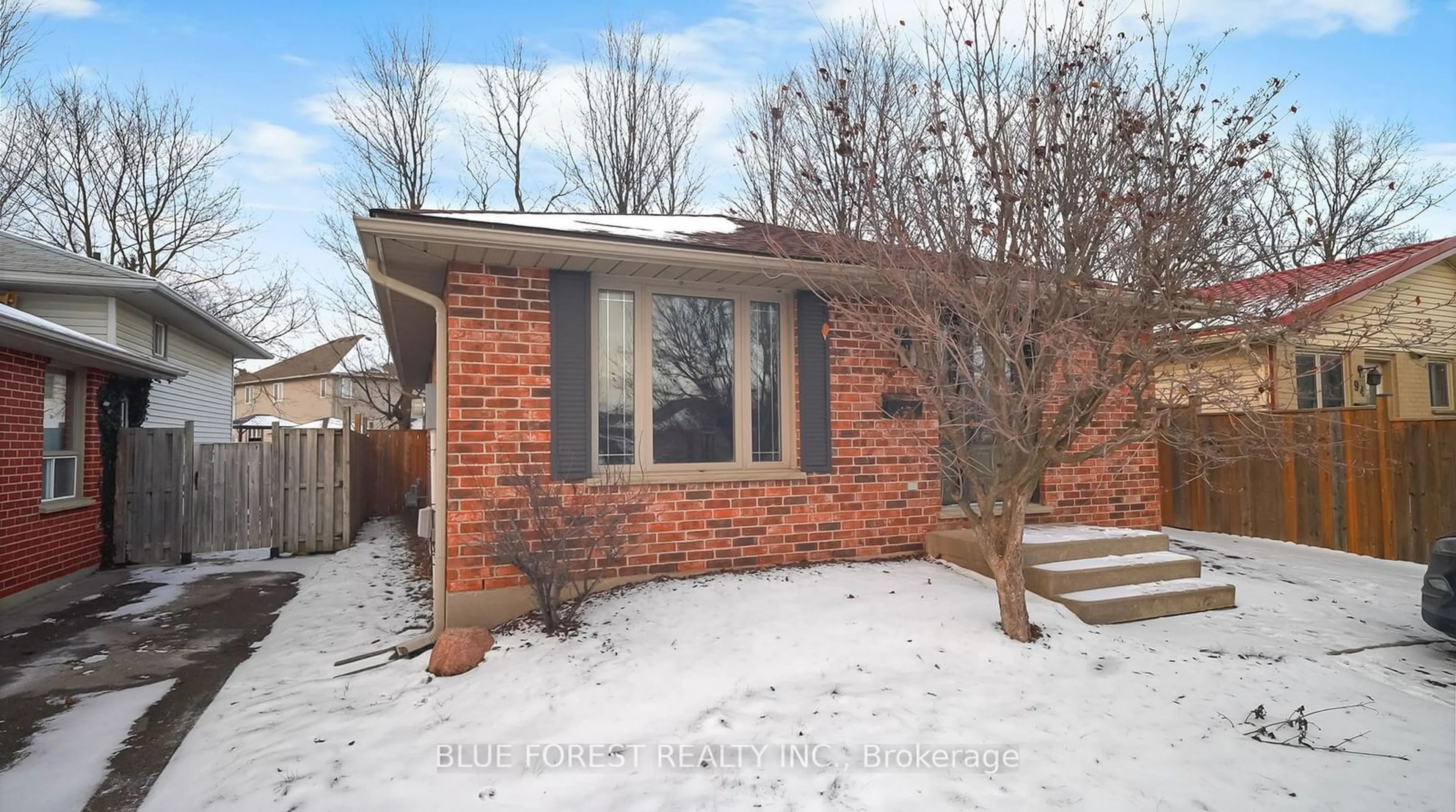 Home with brick exterior material, street for 98 Saddy Ave, London Ontario N5V 4E4