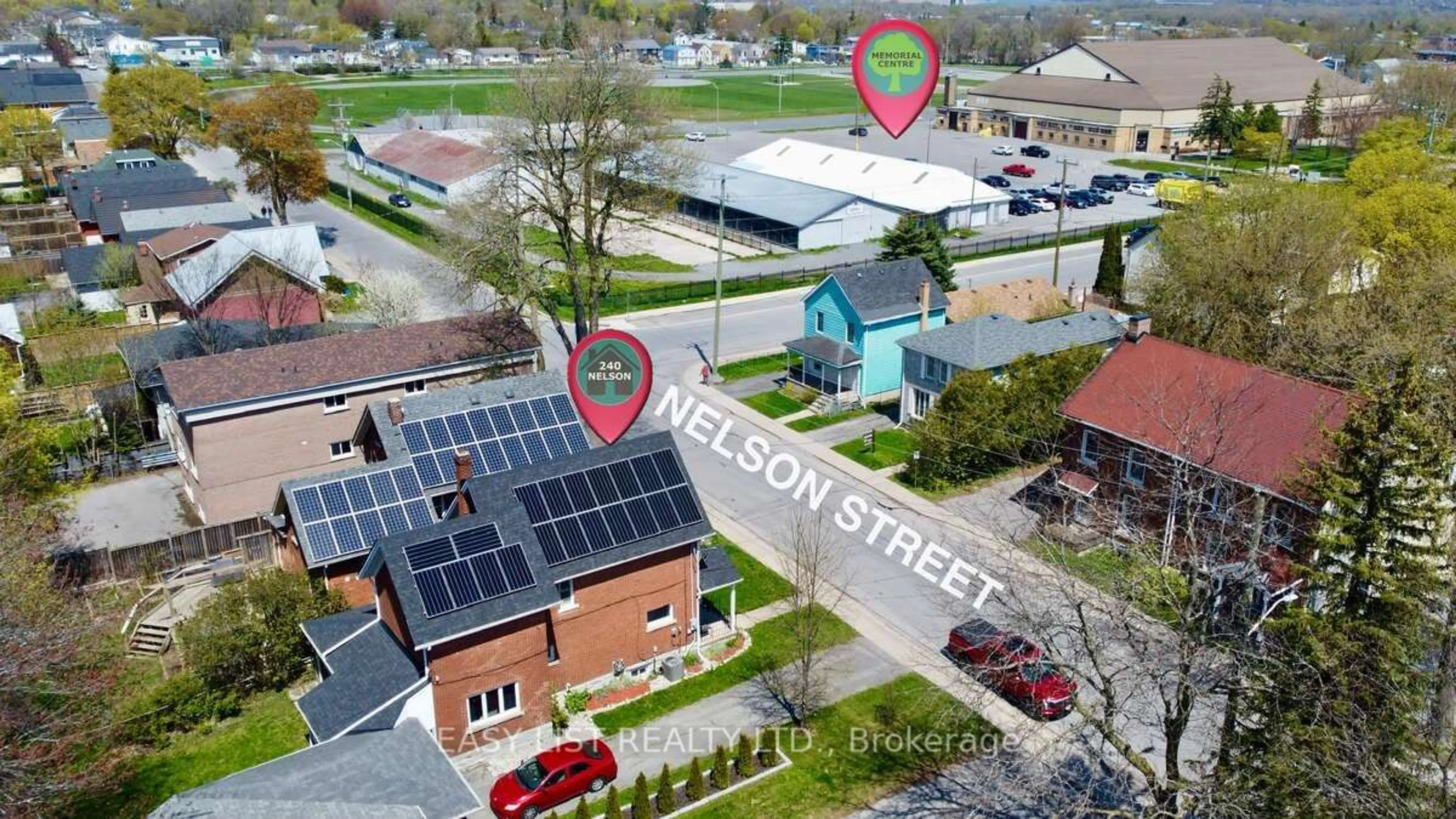 A pic from outside/outdoor area/front of a property/back of a property/a pic from drone, street for 240 Nelson St, Kingston Ontario K7K 4M7