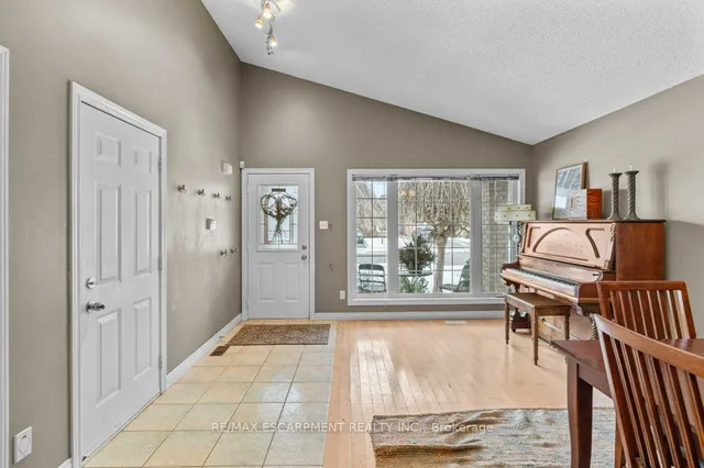 Additional property image - 9 Bridgette Dr