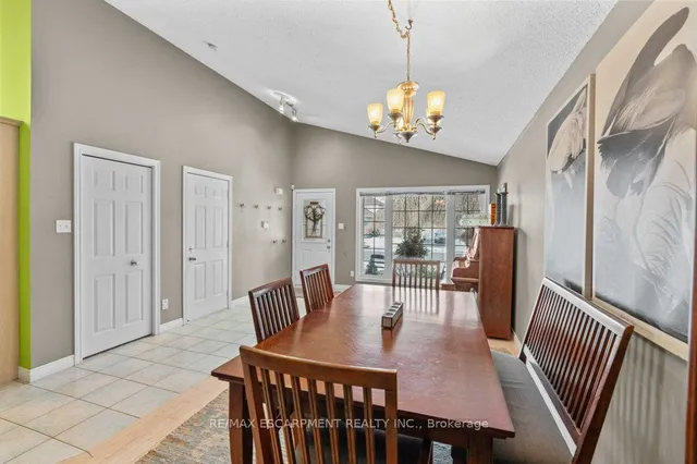 Additional property image - 9 Bridgette Dr