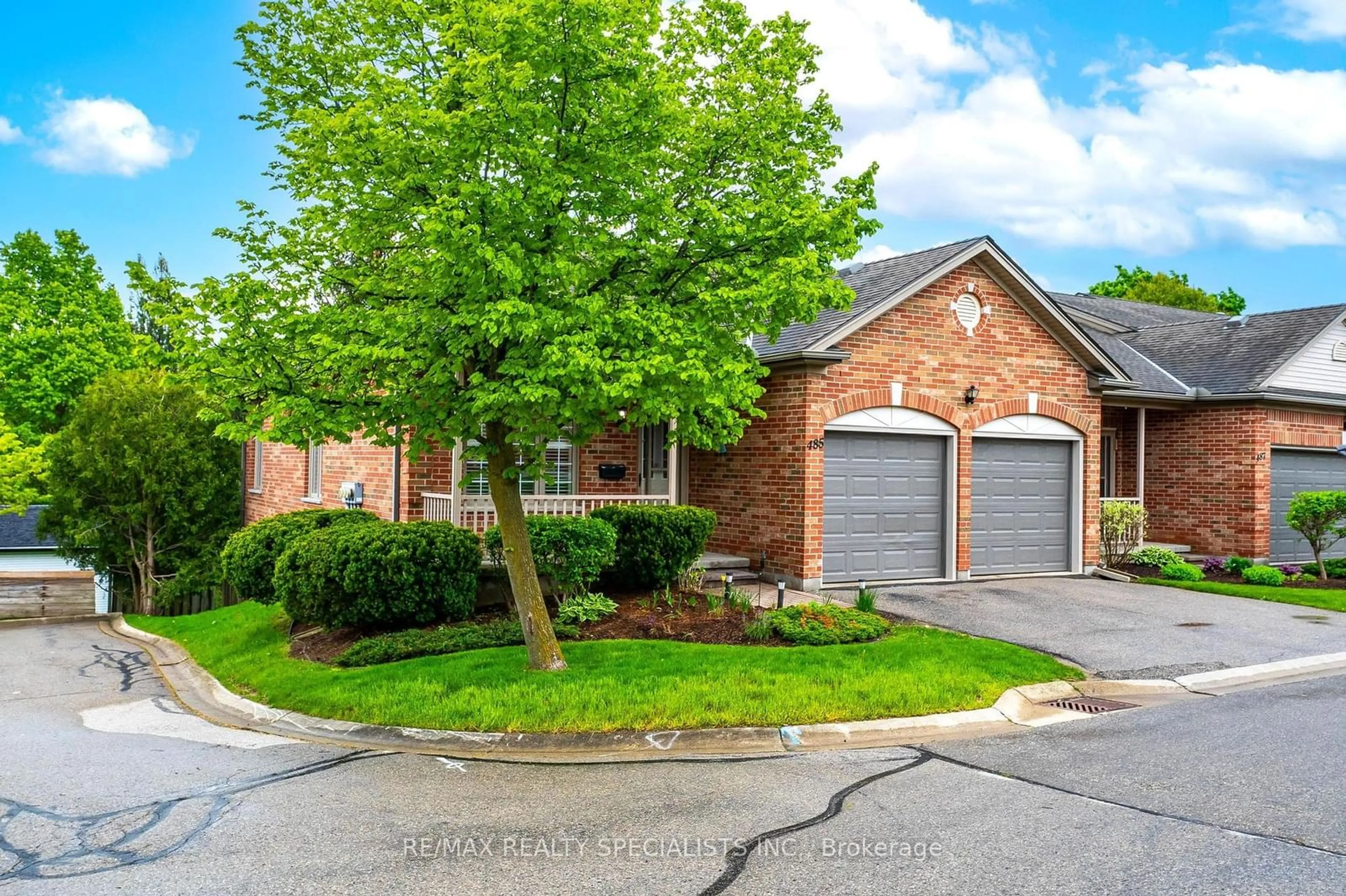 Home with brick exterior material, street for 485 Nova Scotia Crt, Woodstock Ontario N4S 8Z2