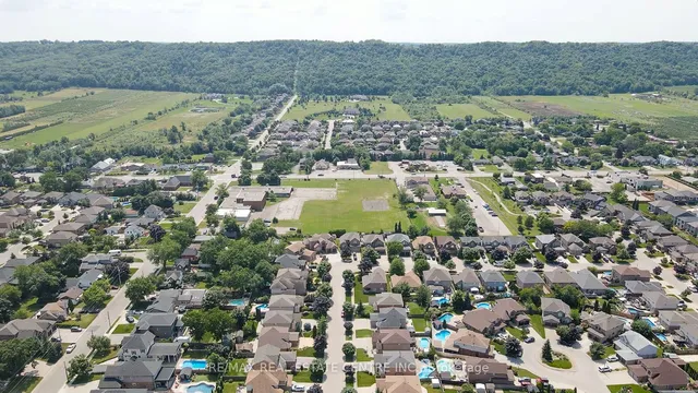 Primary image of 1 West Ave